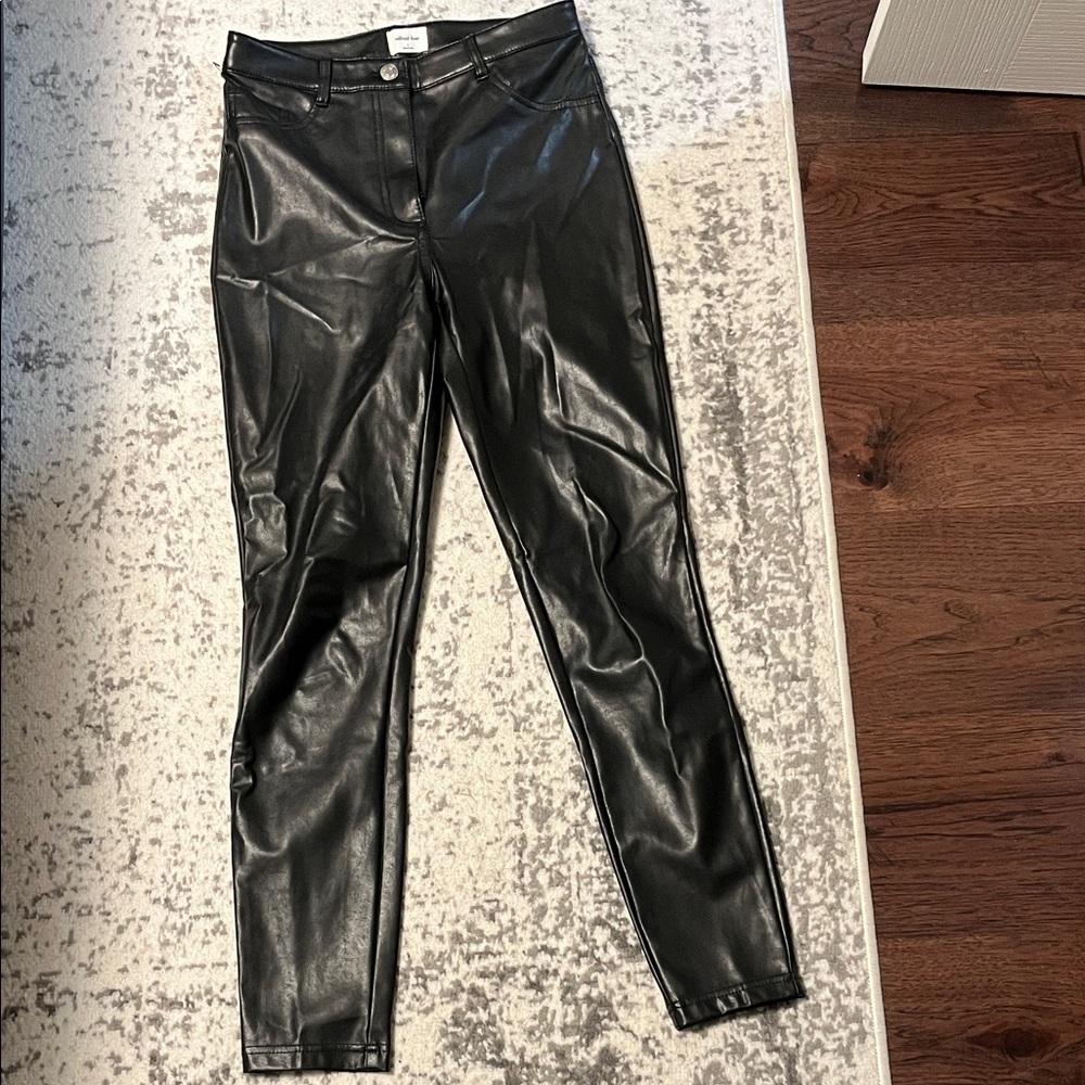 Aritzia Shiny Black Skinny Pants